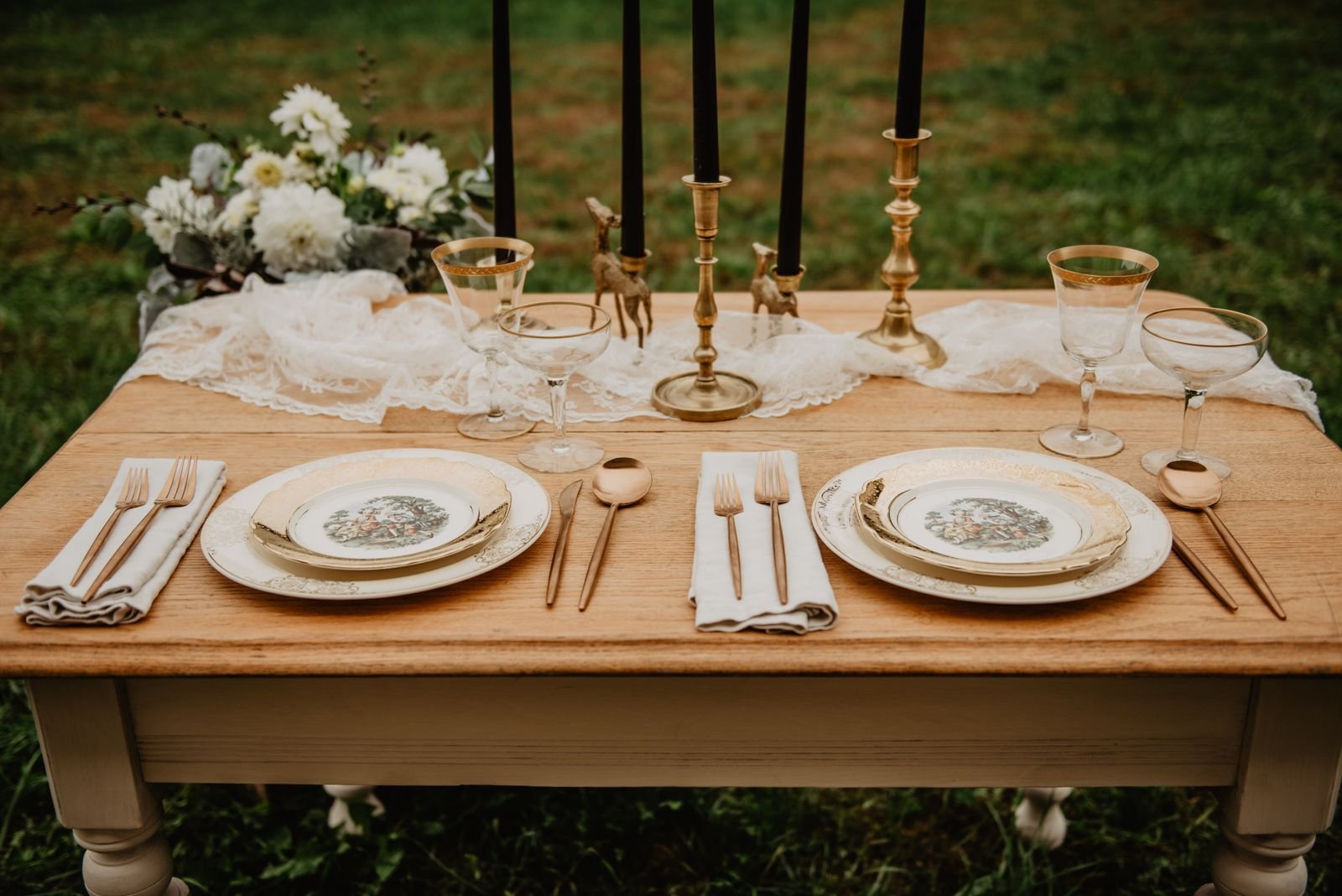 Grand salon et lustre de cristal